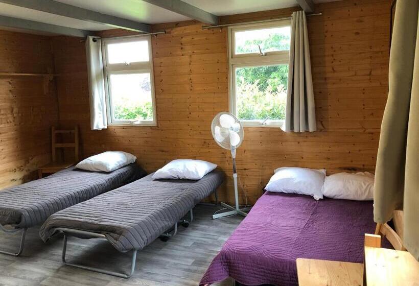 Отель Gîtes Des Ecuries De Saint Maurice