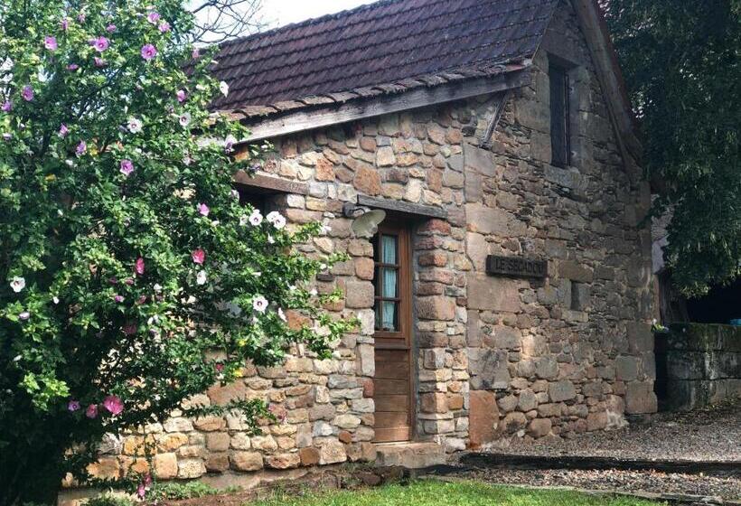 Отель Gîtes Des Ecuries De Saint Maurice