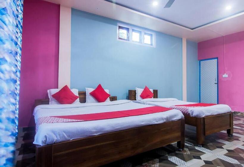 Отель Oyo Flagship Bonfire Kaziranga Resort