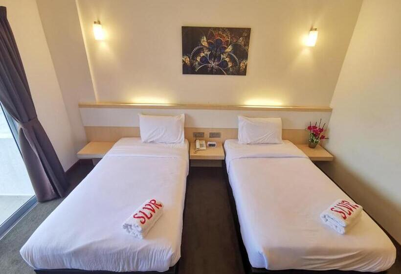 فندق Serdang Lake View Resort