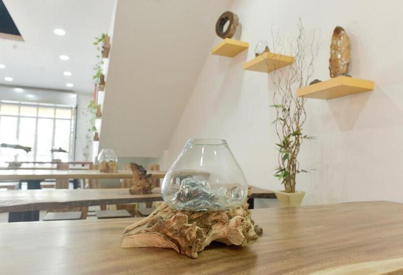 ホテル The Serai Cottage Downtown