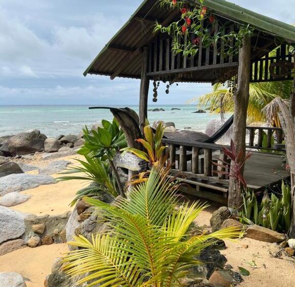 پانسیون Beach House