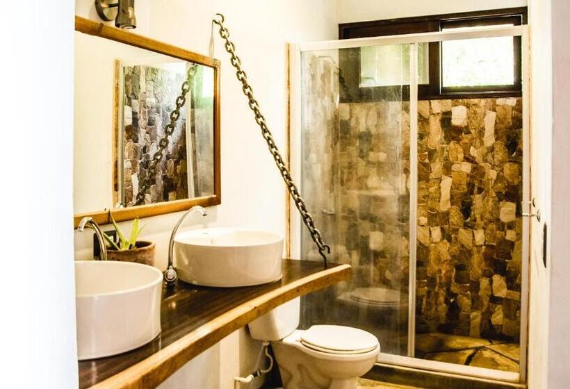 פנסיון Casa Del Arte   Rooms With Private And Shared Bathrooms