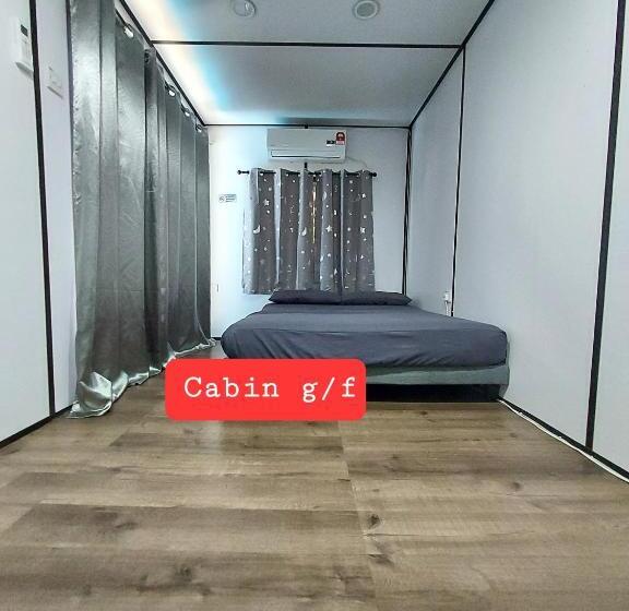 پانسیون Safar House & Cabin