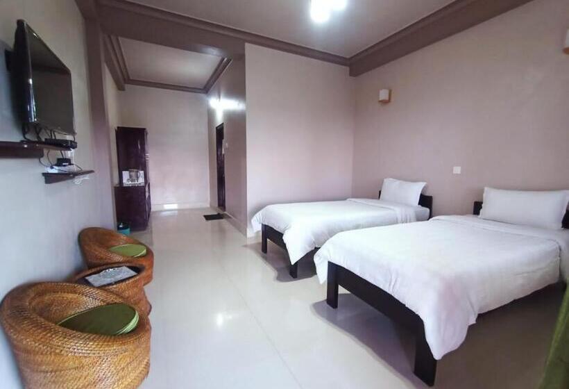 بنسيون The Escapade Inn