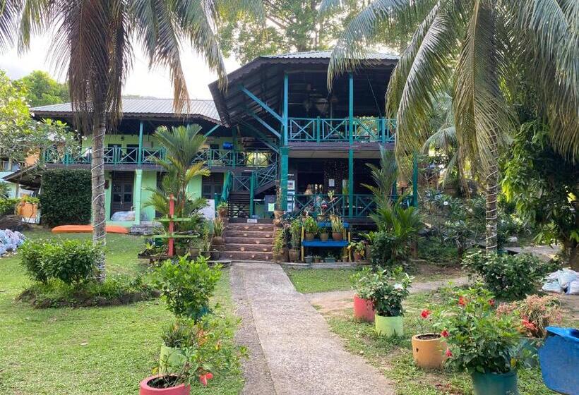 منتجع Nazri S Place 2