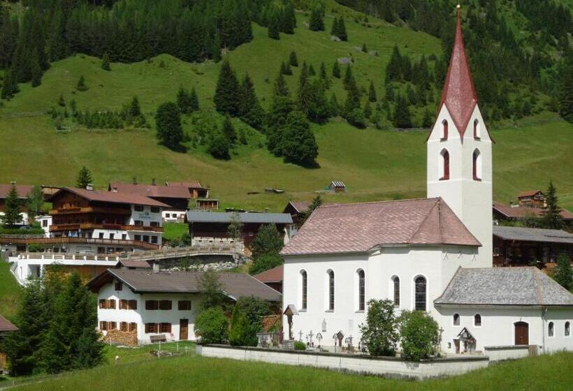 호스텔 Gasthaus Alpenrose