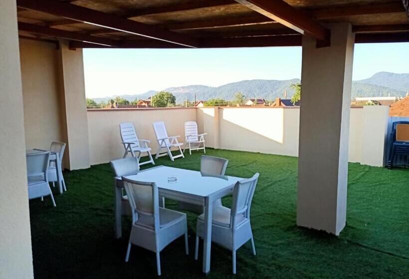 فندق صغير Pensiunea Byblos