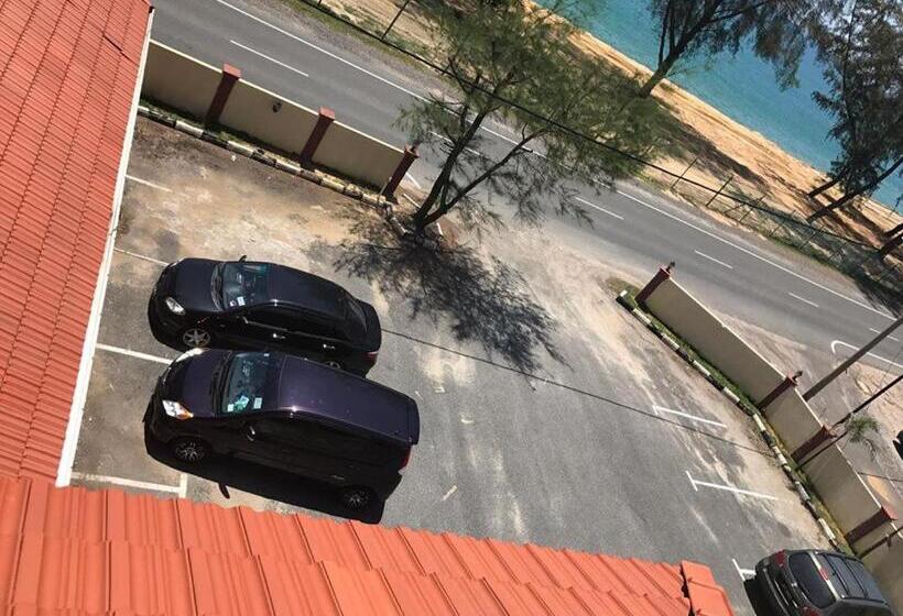 호스텔 Teluk Lipat Seaview Inn