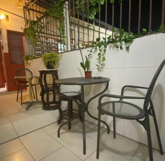 هاستل Yy Residences