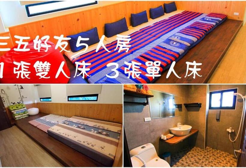 تختخواب و صبحانه Air Force