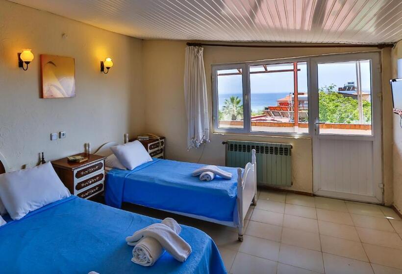 Club Hotel Gultur