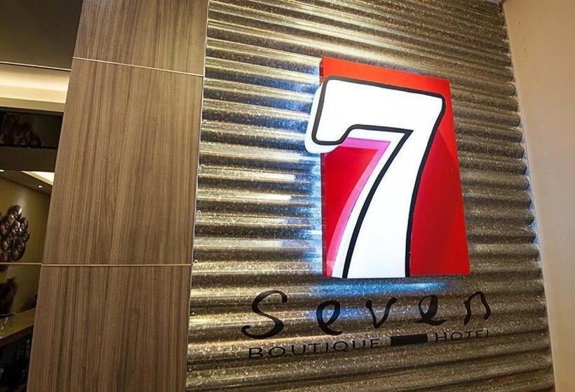 هتل Seven