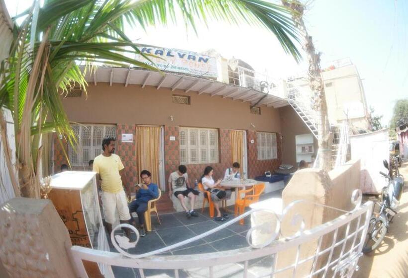 پانسیون Kalyan Guesthouse