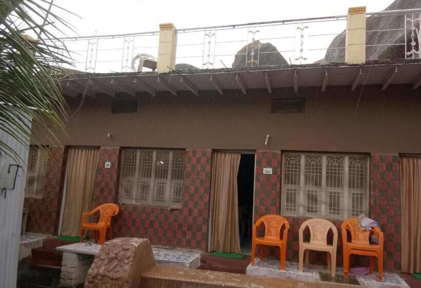پانسیون Kalyan Guesthouse