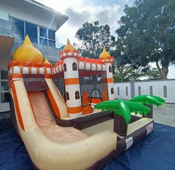 膳宿费 Lux Villa 6rm 12 To 22 Pax Wifi Netflix Bbq Steamboat Games Beach Water Park