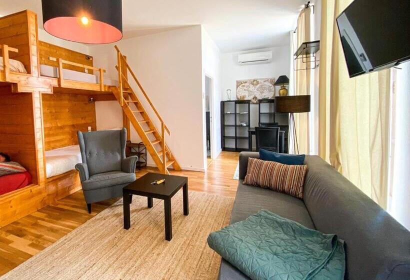 Skindles Guesthouse