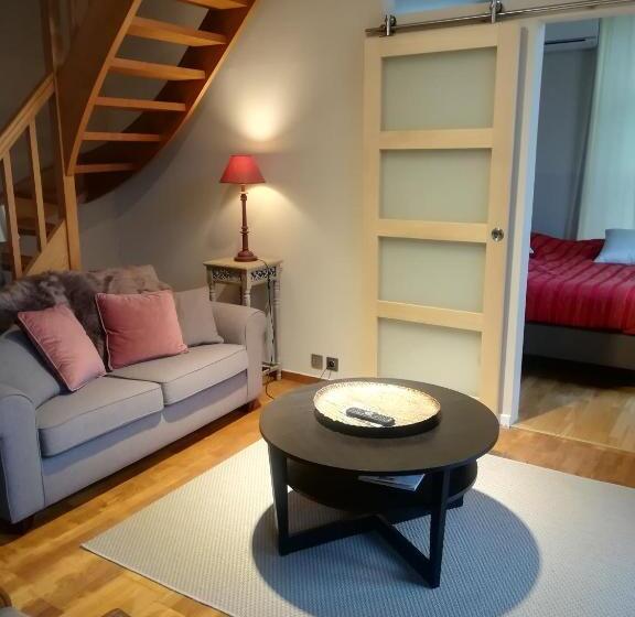 Skindles Guesthouse