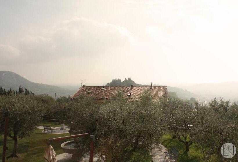هاستل Locanda Viridarium