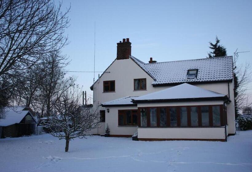 تختخواب و صبحانه Puttocks Farm