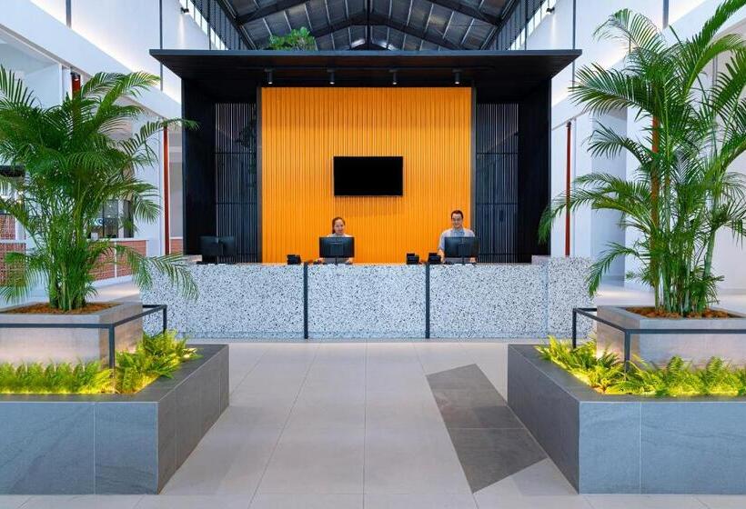 هتل Ibis Styles Sepang Klia