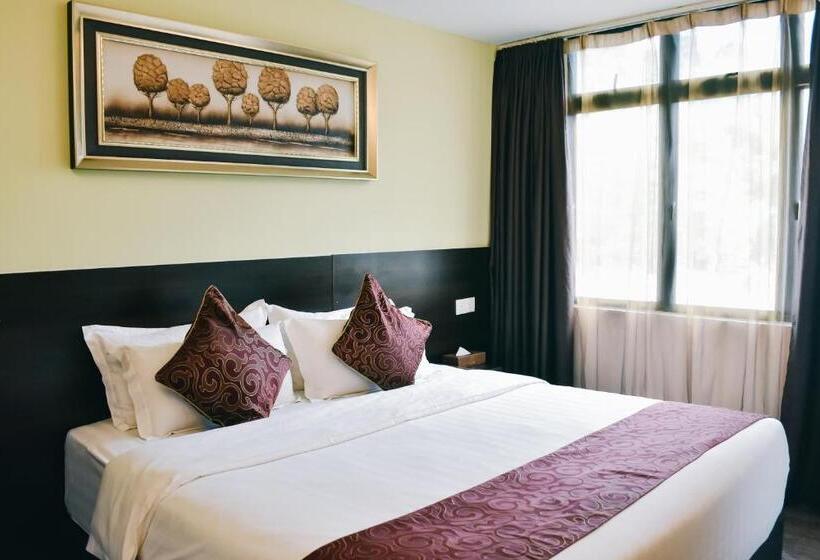 فندق J Suites