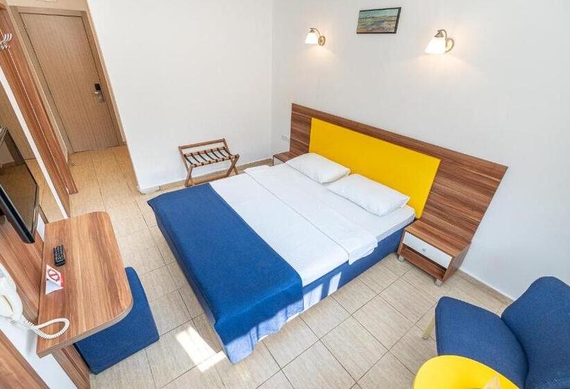 هتل Safir Blue Resort