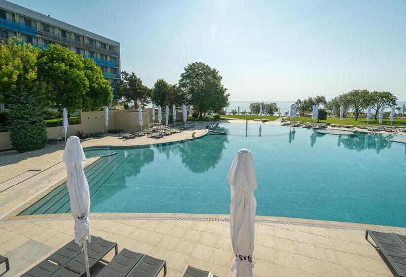 هتل Safir Blue Resort