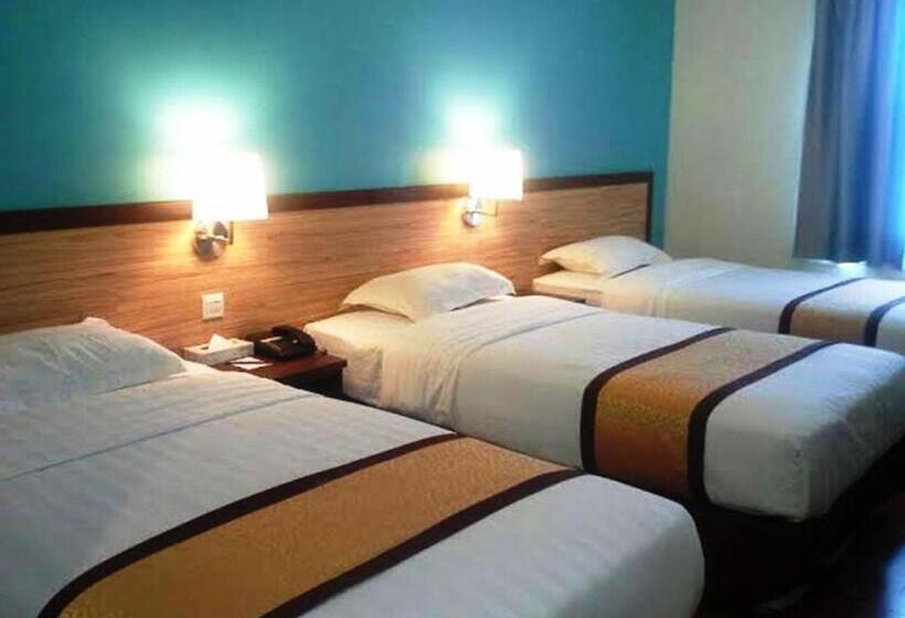 هتل Td Lodge Kota Belud