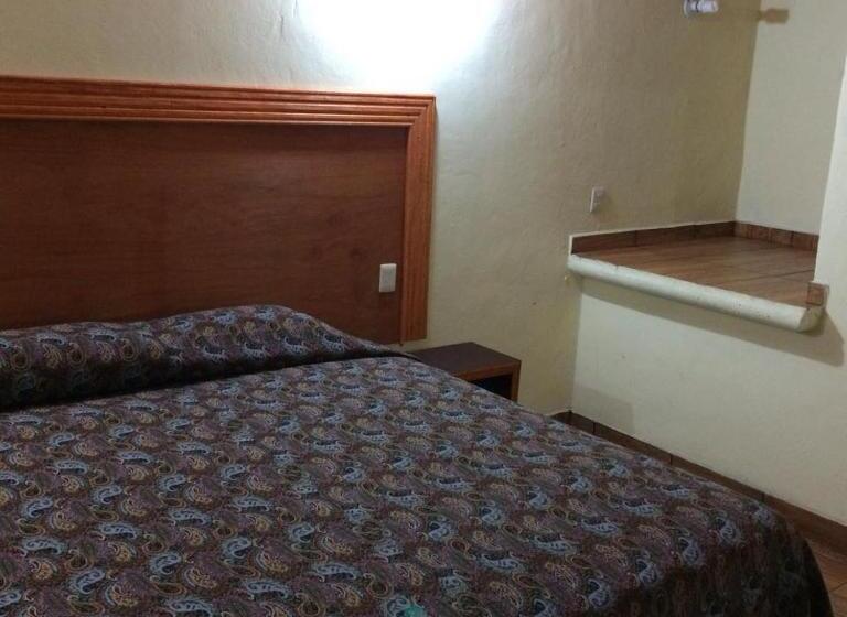 فندق Valle De Bravo