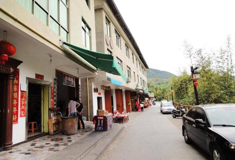 Pension Longyan Yongding Tulou Mengtian Inn
