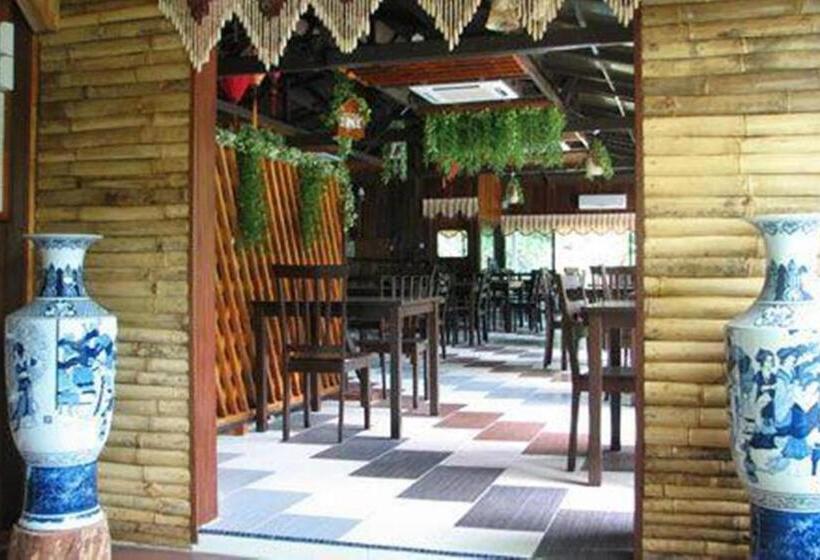 Sepilok Jungle Resort