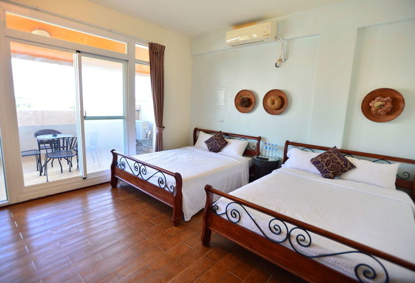 تختخواب و صبحانه Kenting Bonjour Resort