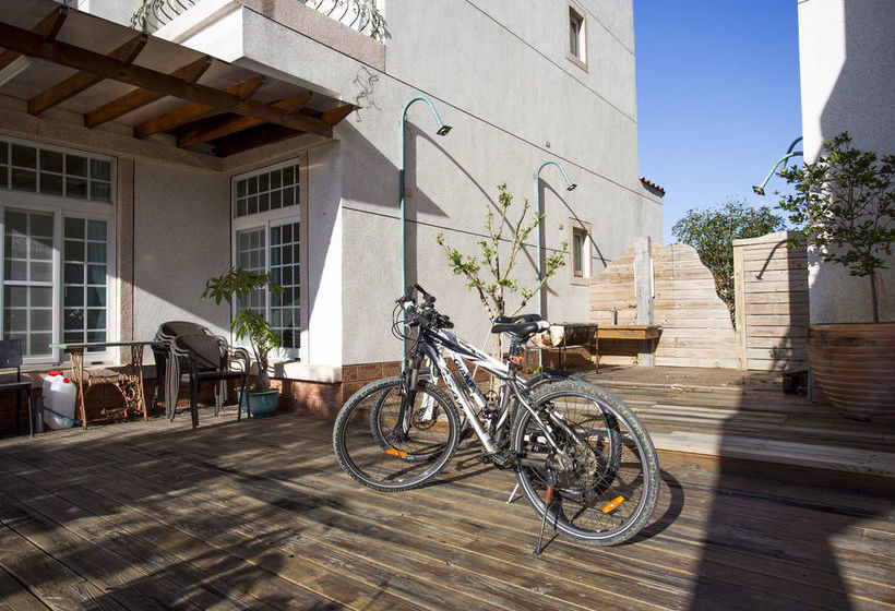 تختخواب و صبحانه Kenting Bonjour Resort