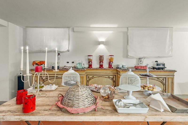 تختخواب و صبحانه Lucca In Villa Lucrezia