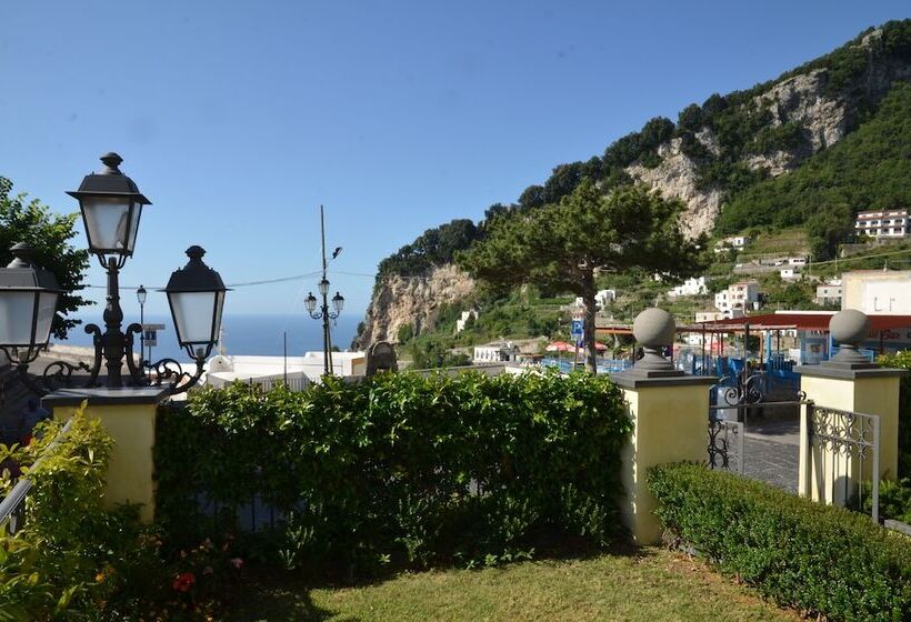 تختخواب و صبحانه Villa Maria