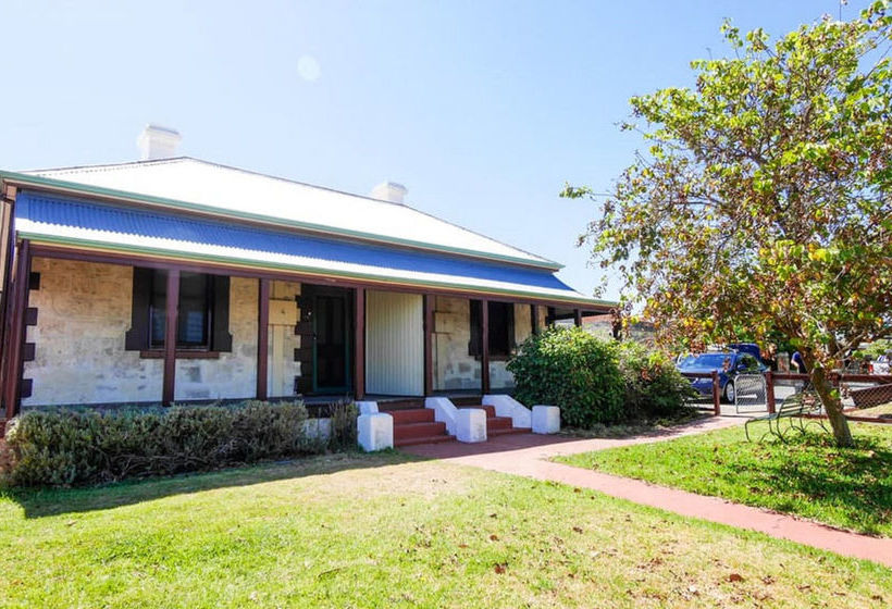 Fremantle Colonial Cottages