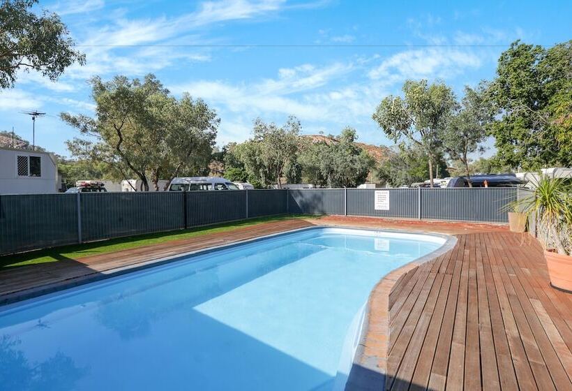 בית מלון כפרי Aaok Moondarra Accommodation Village
