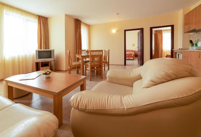 هتل Apartment Tourist Complex Rose Village