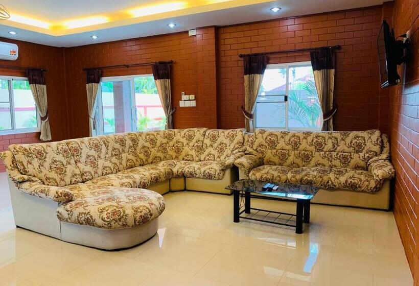 هتل Benwadee Resort Pattaya