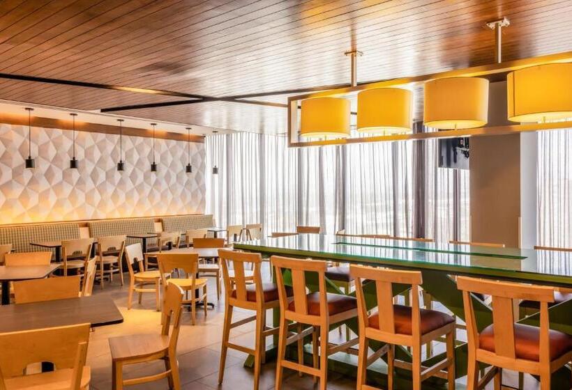 Fotos del hotel Fairfield Inn & Suites By Marriott Mexico City Vallejo:  6