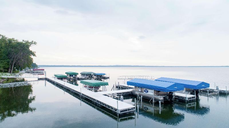 호텔 Hampton Inn Spicer Green Lake