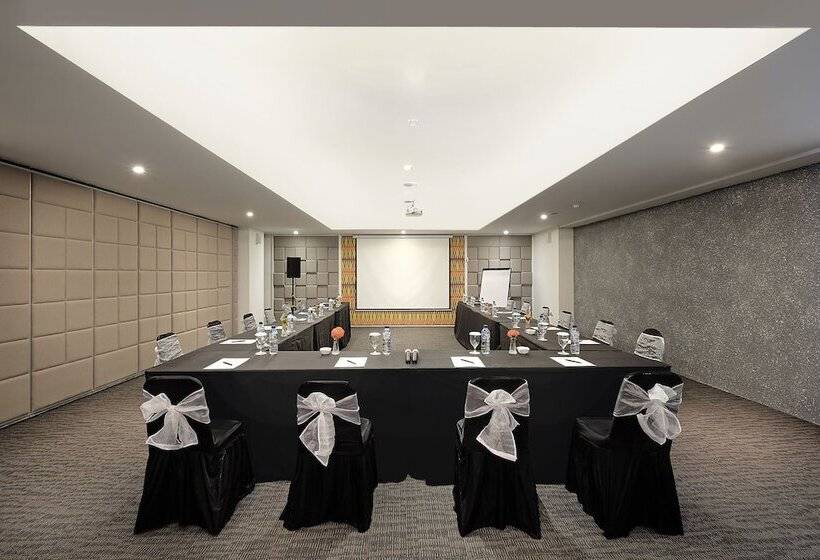 هتل Jambuluwuk Oceano Seminyak