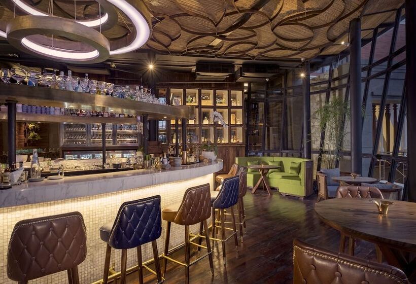 هتل Jambuluwuk Oceano Seminyak