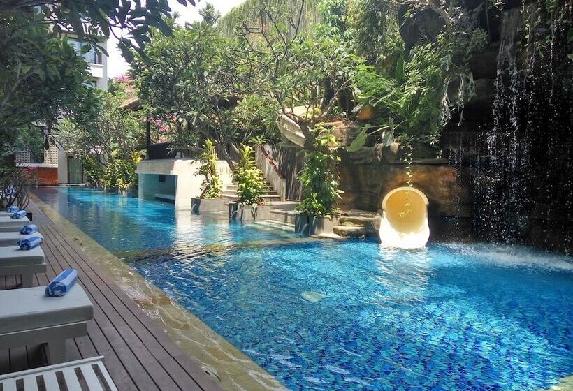 هتل Jambuluwuk Oceano Seminyak