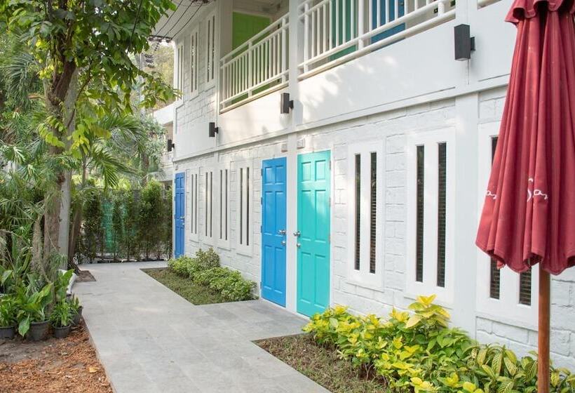 Hotel Lazy Sandals