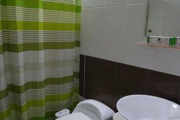 هتل Panda Tea Garden Suites