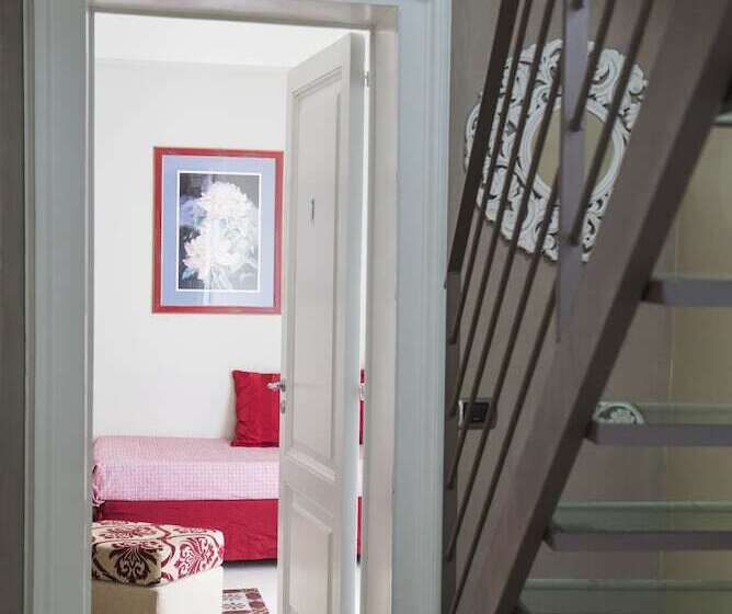 هتل Rossocorallo B&b
