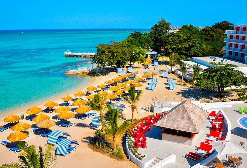 هتل Grand Decameron Cornwall Beach, A Trademark All Inclusive Resort