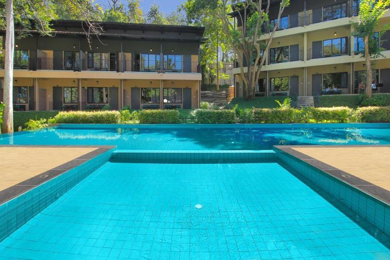 هتل Samed Hideaway Resort